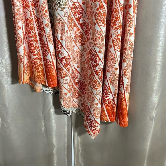 Elegant Black and Orange Patterned Dress - Picture 2 of 6